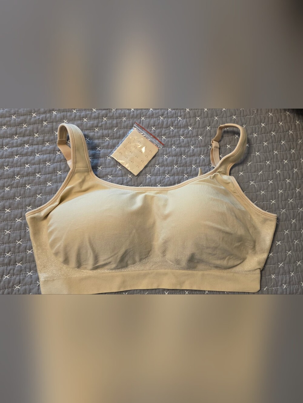 Shapermint Seamless Wireless Nude Bra - Comfortable Everyday Support - Picture 6 of 6
